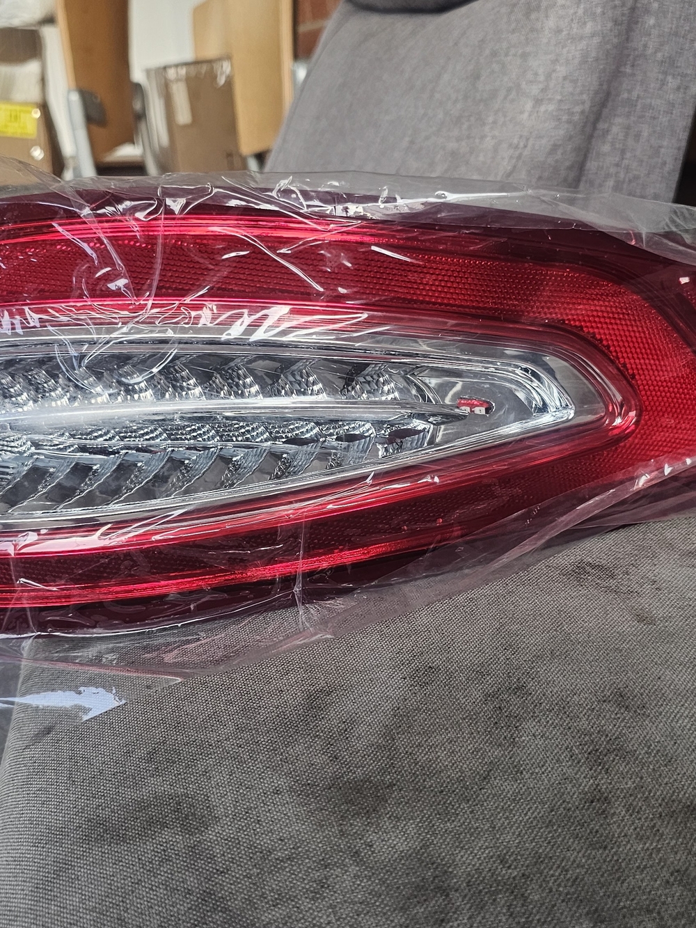 Universal Red LED Rear Tail Light Assembly for Vehicle Backup Systems